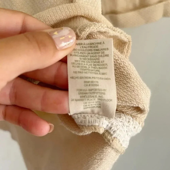 Free People Avalon Boatneck Embroidered Boho Crop Tribal Short Sleeve T-Shirt XS - Picture 10 of 12